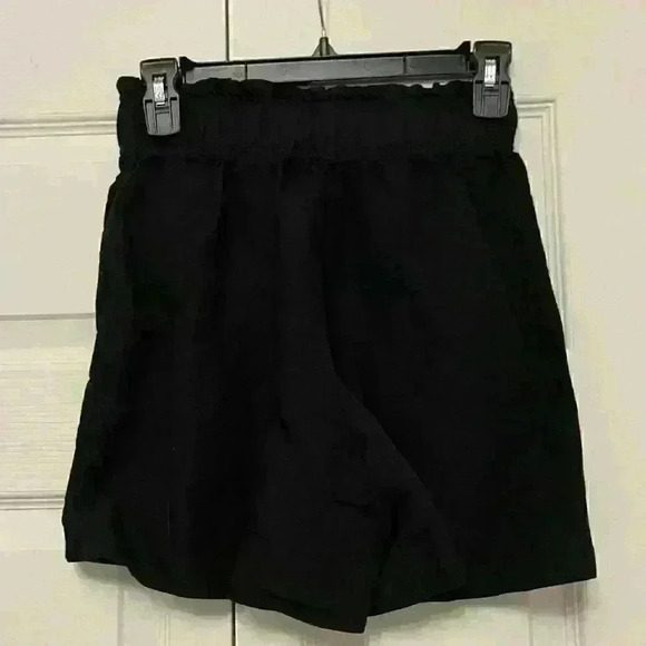 H&M+ Wide-cut Linen-blend Shorts - Picture 4 of 7